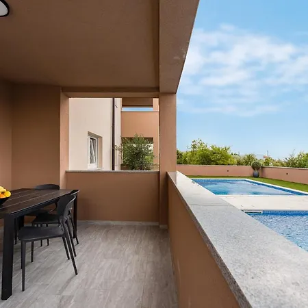 Ruby 2 Διαμέρισμα