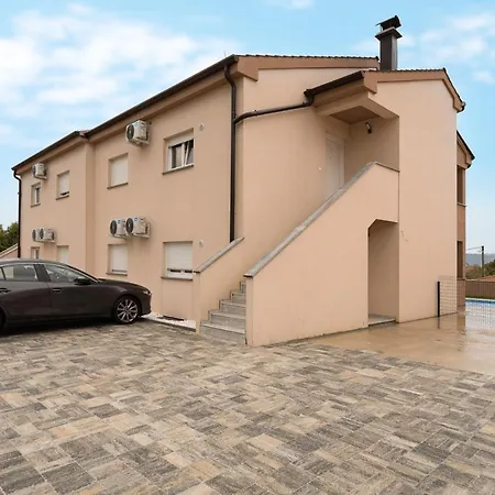 Διαμέρισμα Ruby 2 Malinska