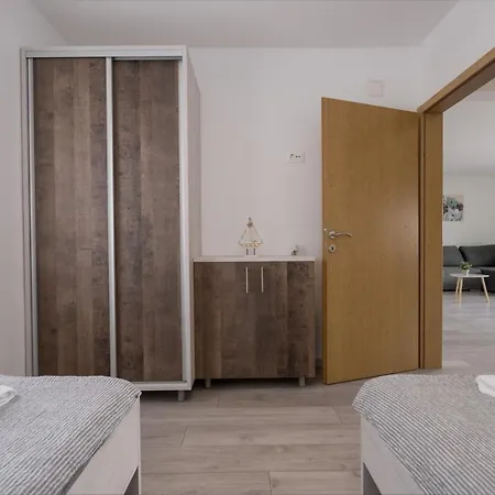 Ruby 2 Apartment Malinska
