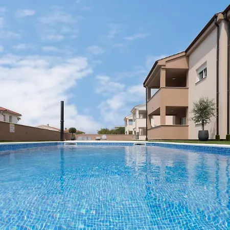 Ruby 2 Apartament